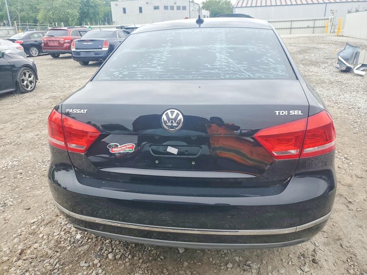 2014 VOLKSWAGEN PASSAT