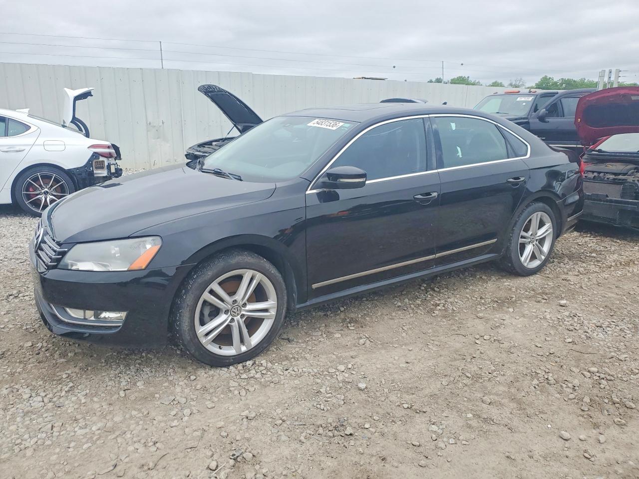 2014 VOLKSWAGEN PASSAT