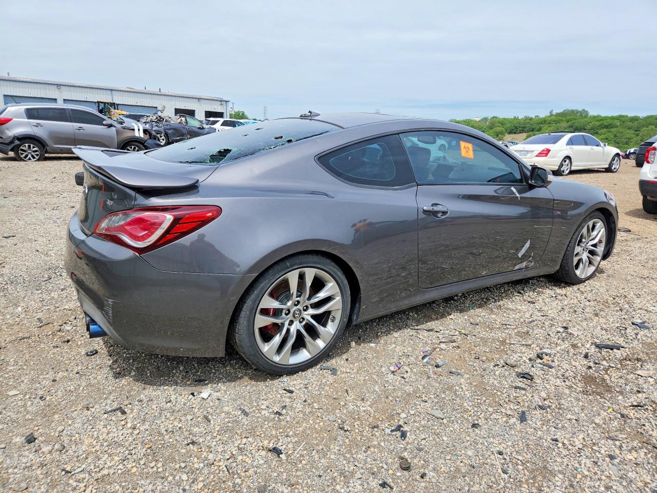 2013 HYUNDAI GENESIS
