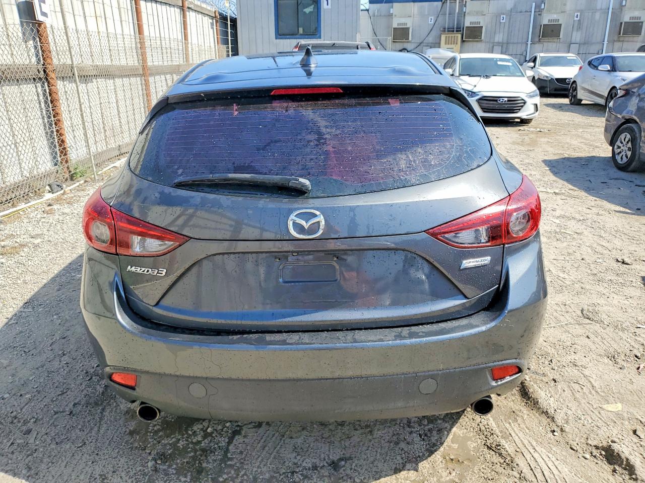 2015 MAZDA 3
