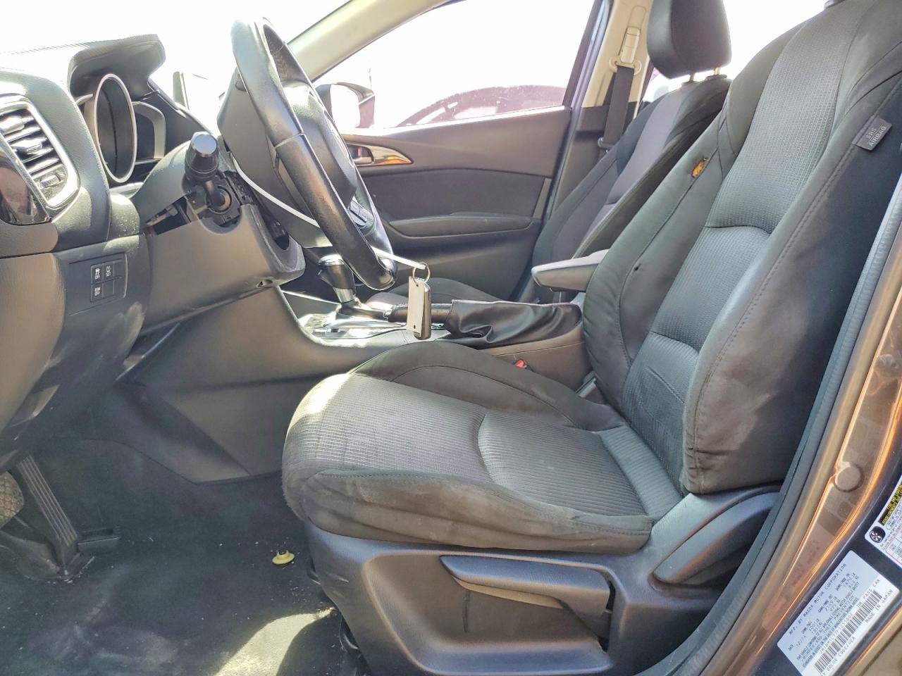 2015 MAZDA 3