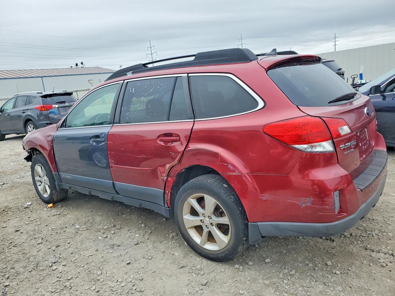 2014 SUBARU OUTBACK