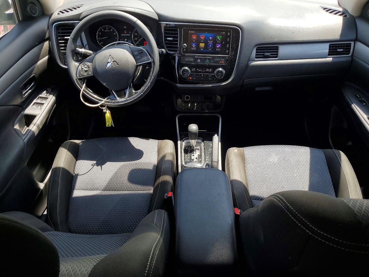 2017 MITSUBISHI OUTLANDER