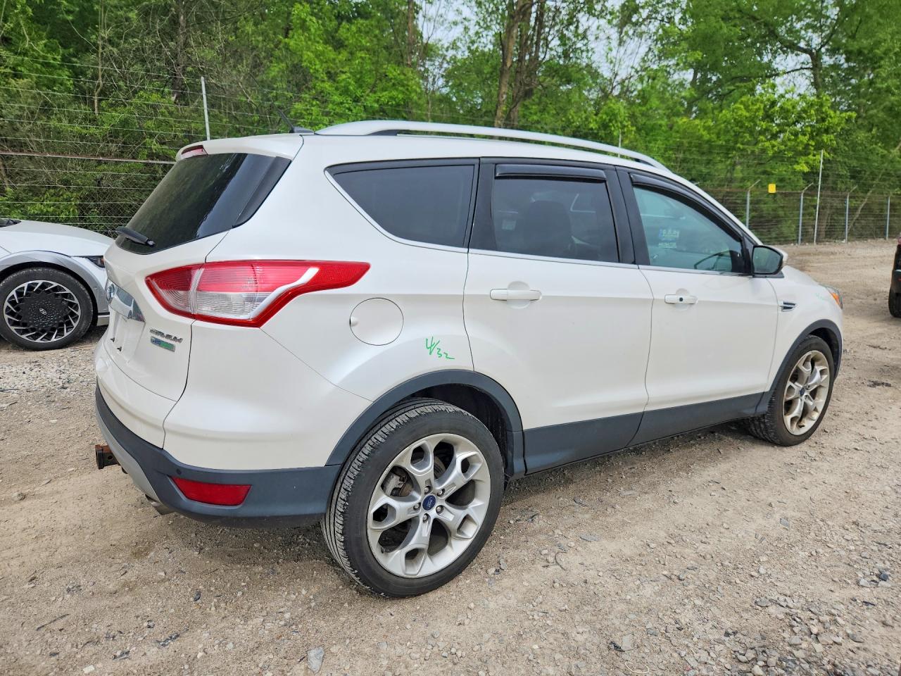 2015 FORD ESCAPE