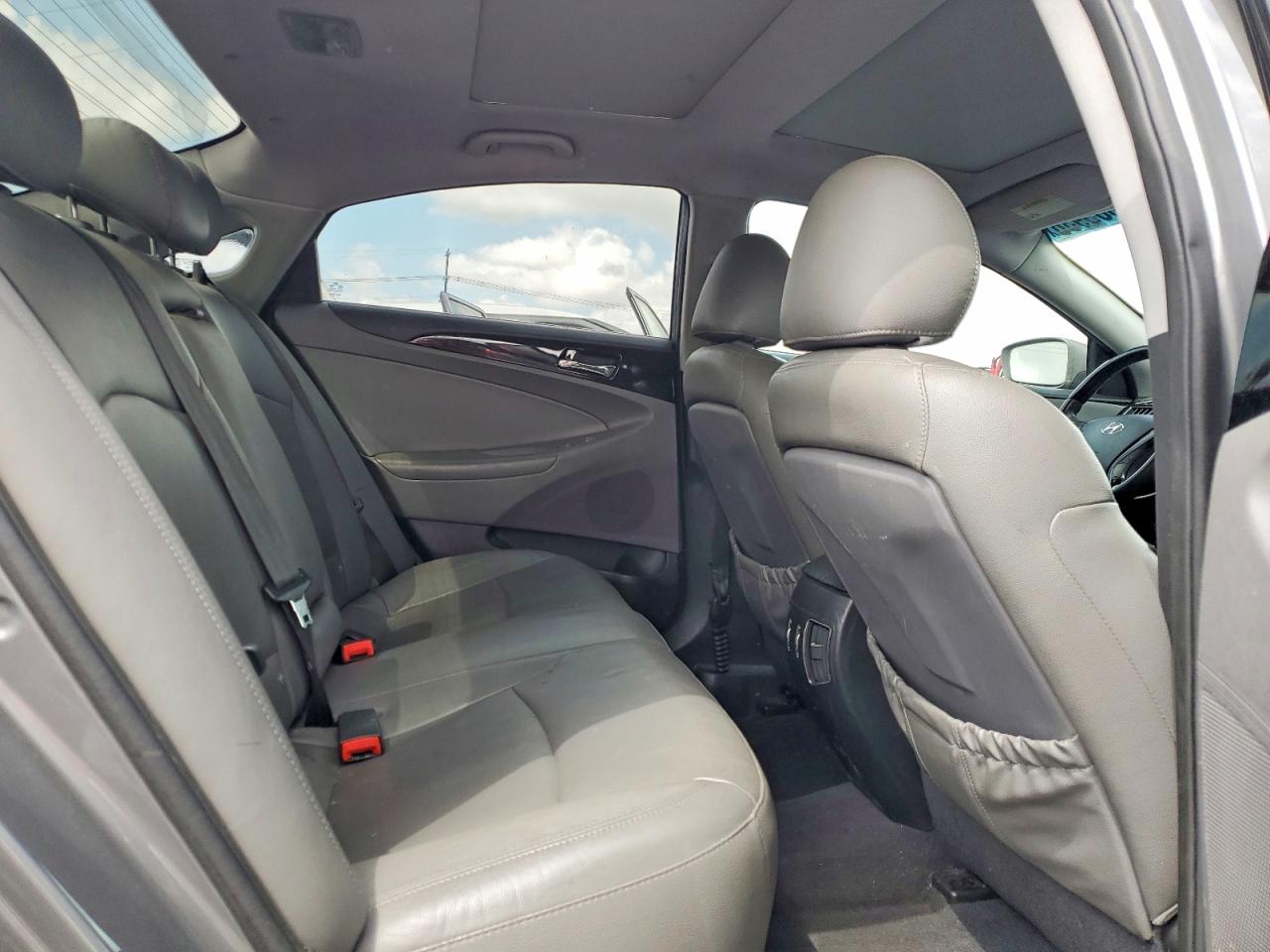 2012 HYUNDAI SONATA
