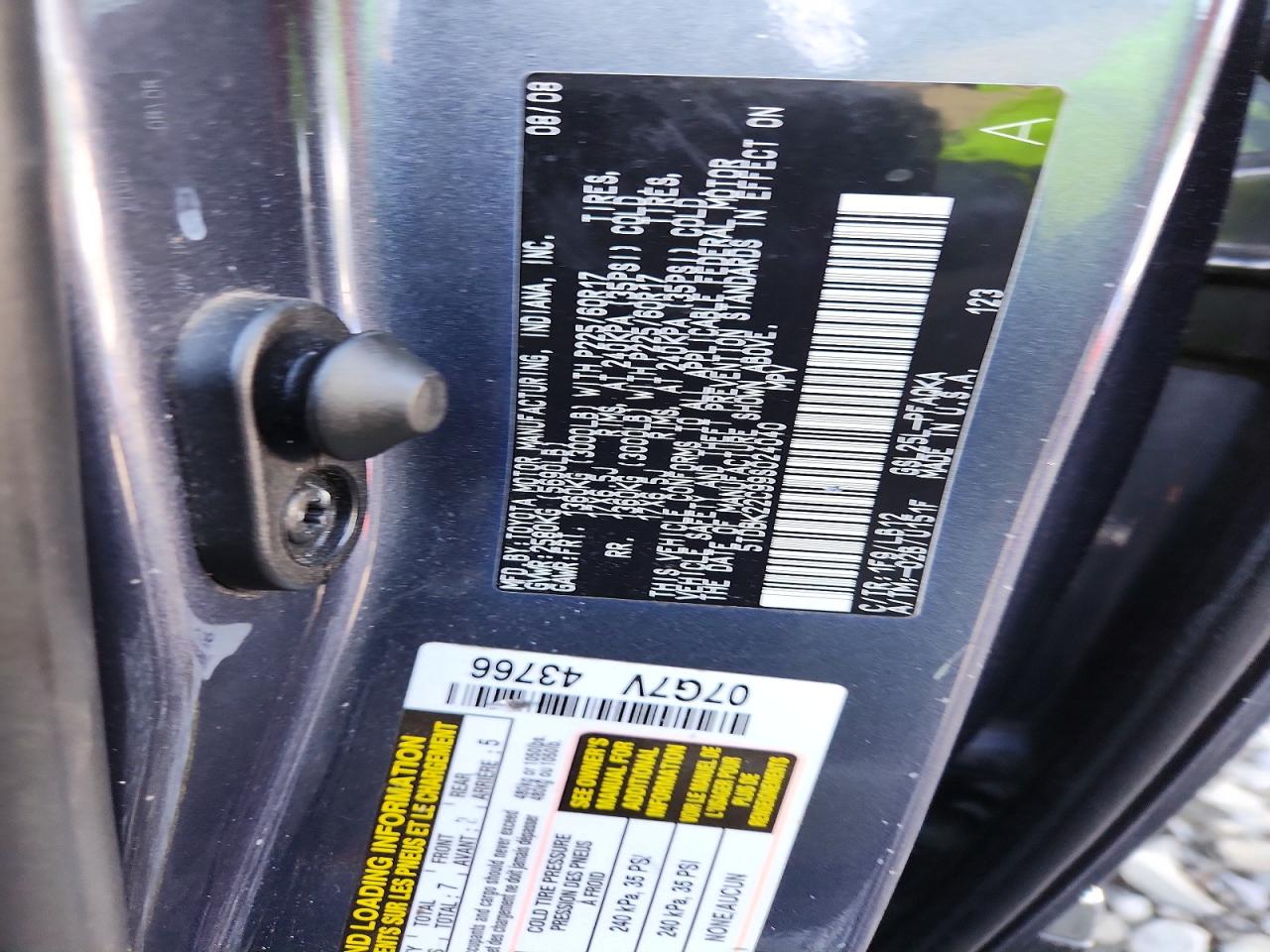 2009 TOYOTA SIENNA