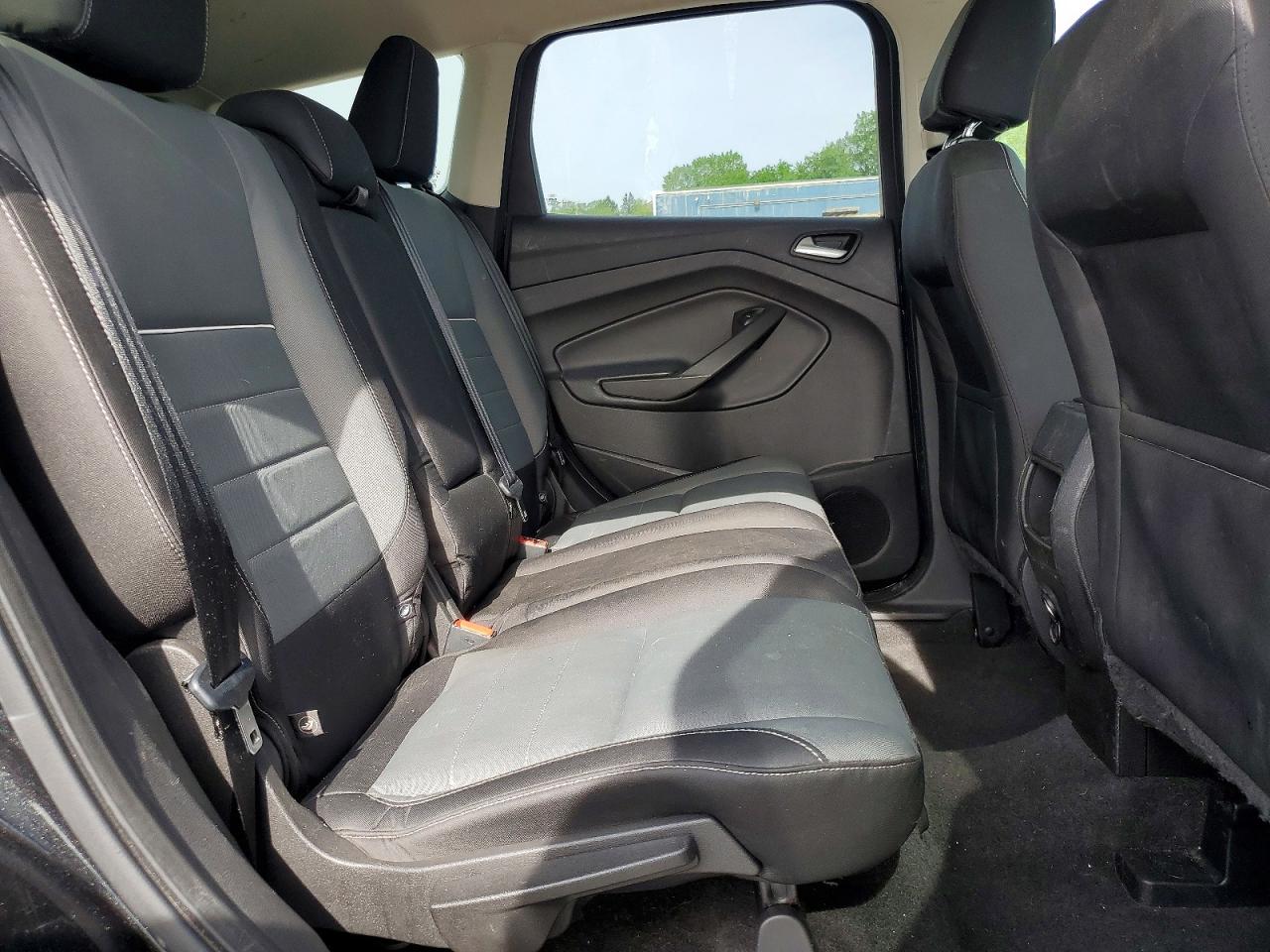 2015 FORD ESCAPE