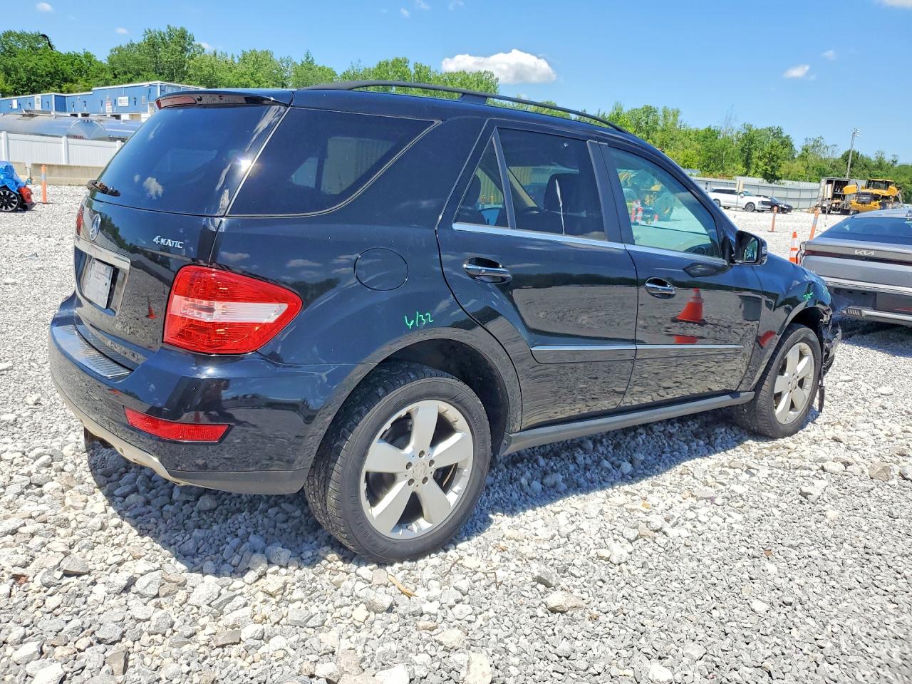 2011 MERCEDES-BENZ M-CLASS