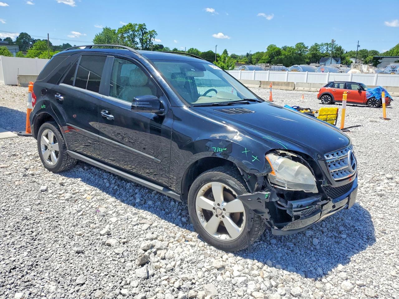 2011 MERCEDES-BENZ M-CLASS