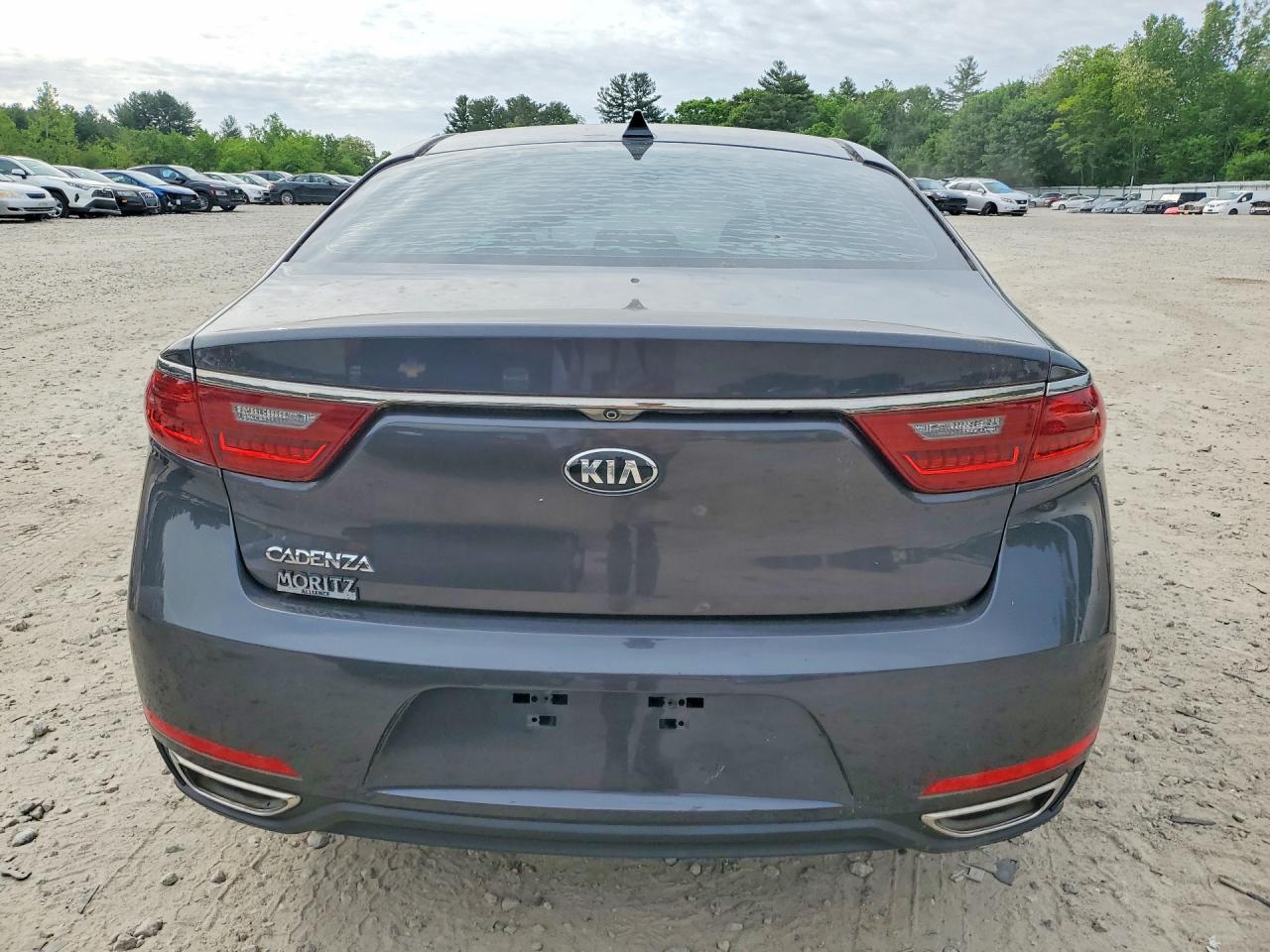 2018 KIA CADENZA