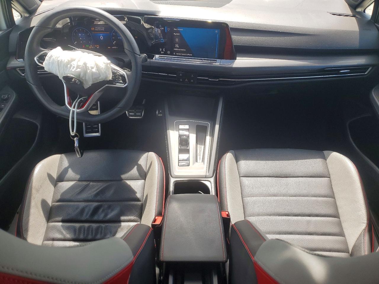2022 VOLKSWAGEN GTI