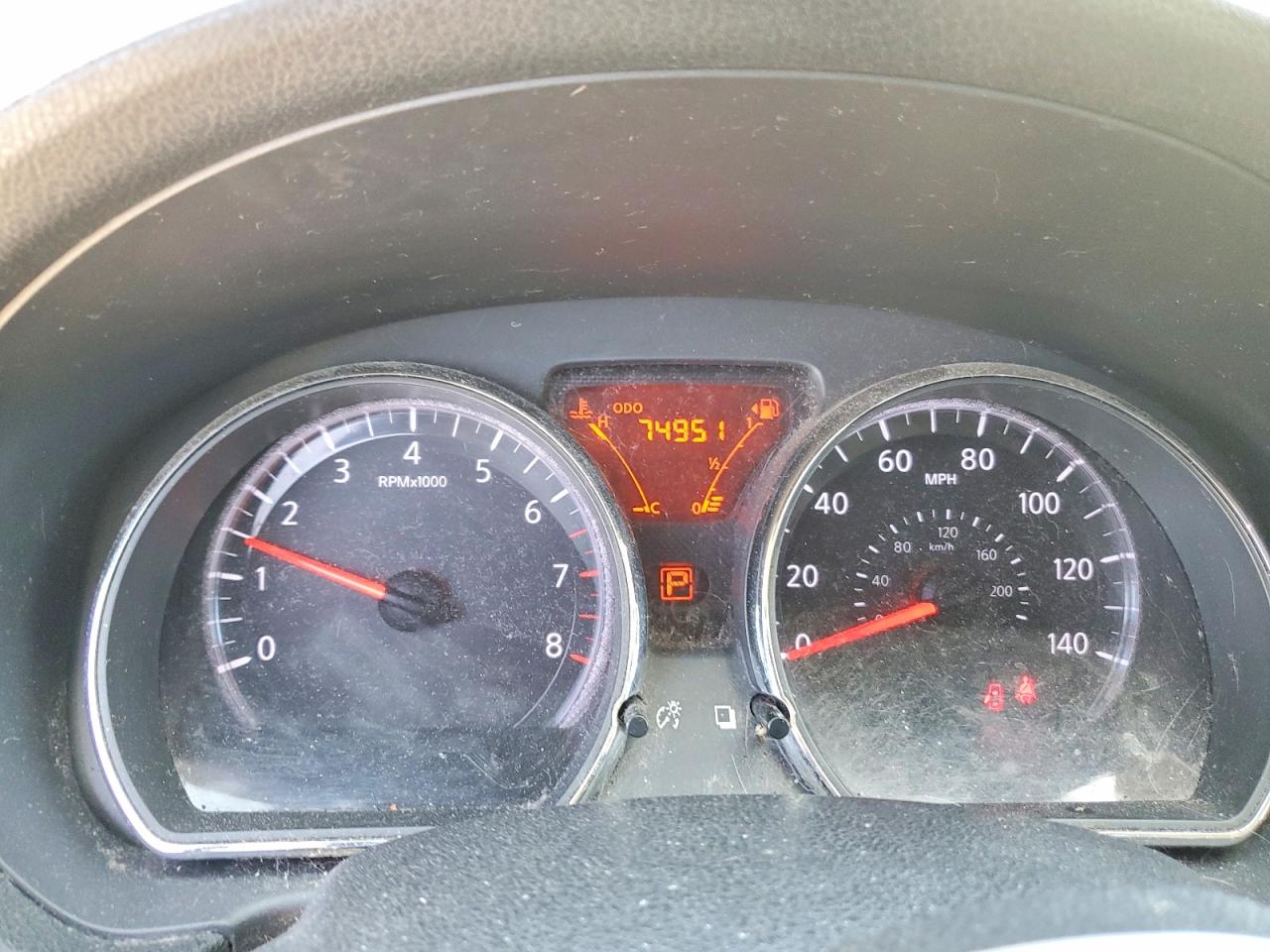 2013 NISSAN VERSA