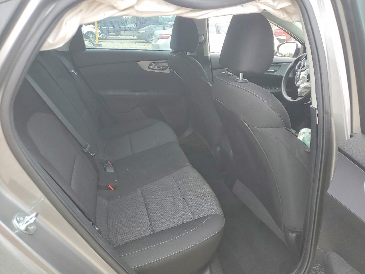 2022 KIA FORTE LXS