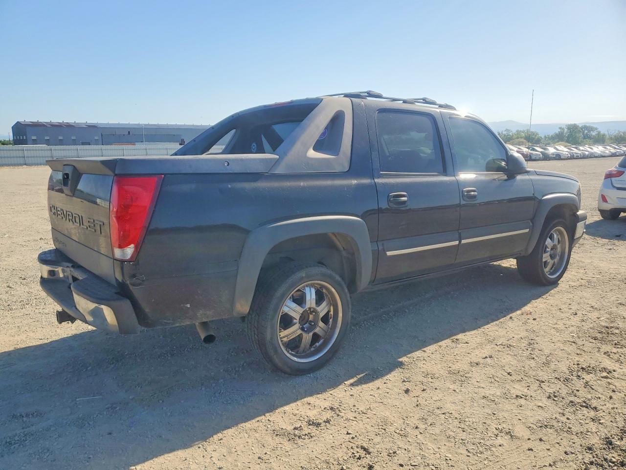 2005 CHEVROLET AVALANCHE