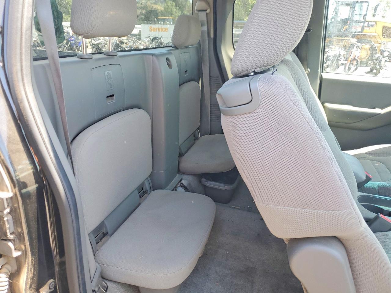 2012 NISSAN FRONTIER