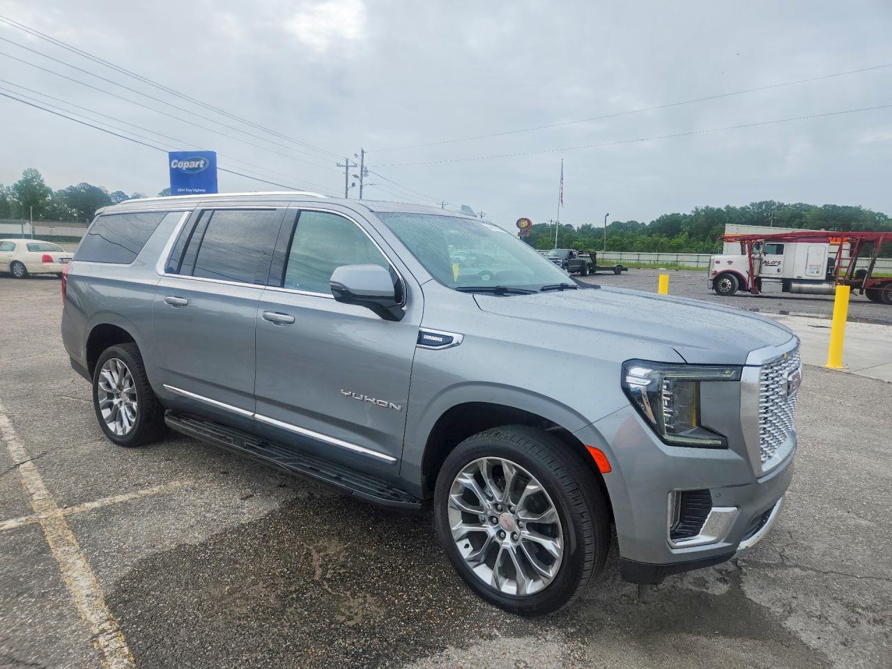 2023 GMC YUKON