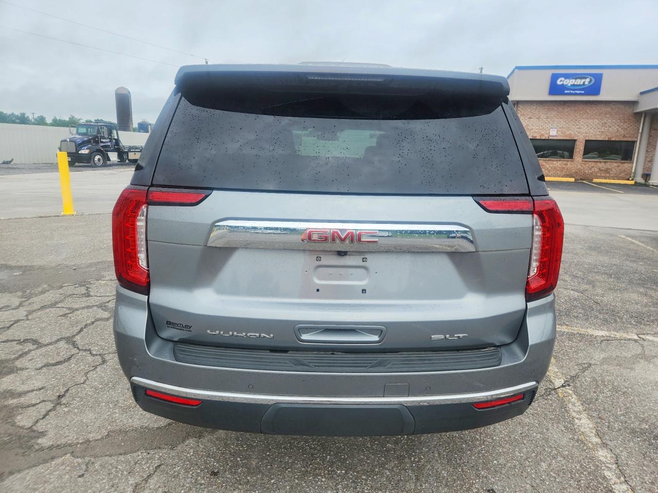 2023 GMC YUKON