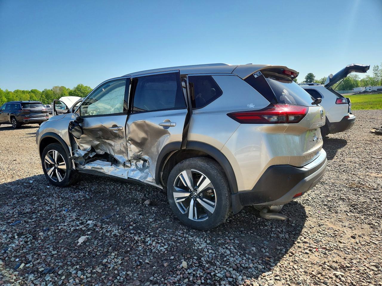 2021 NISSAN ROGUE