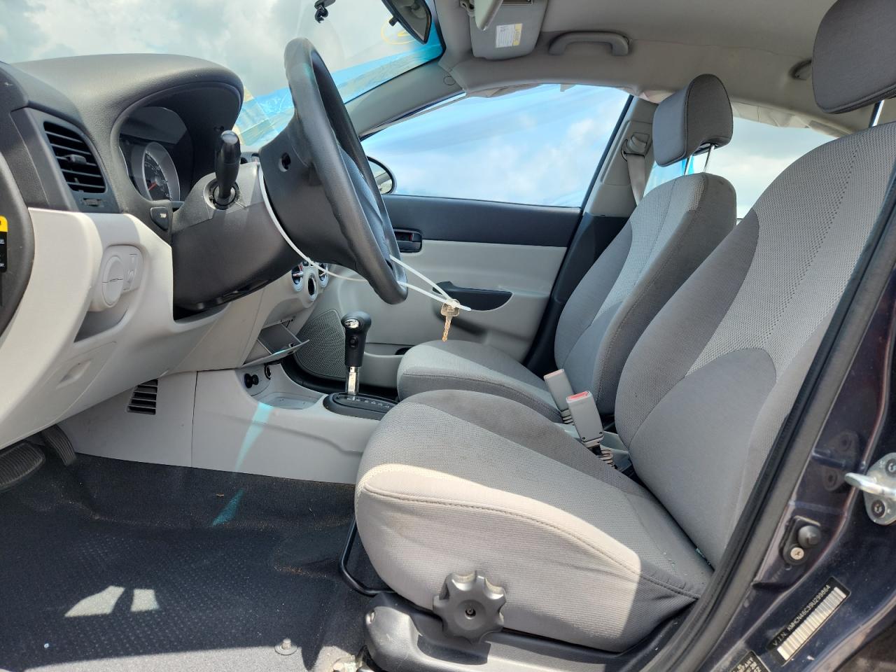 2009 HYUNDAI ACCENT