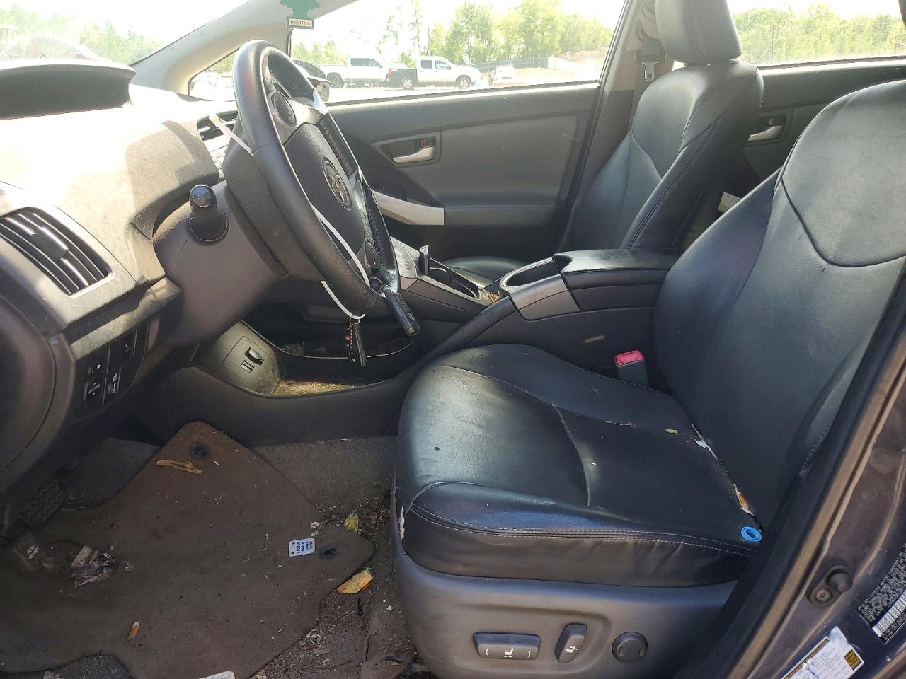 2013 TOYOTA PRIUS