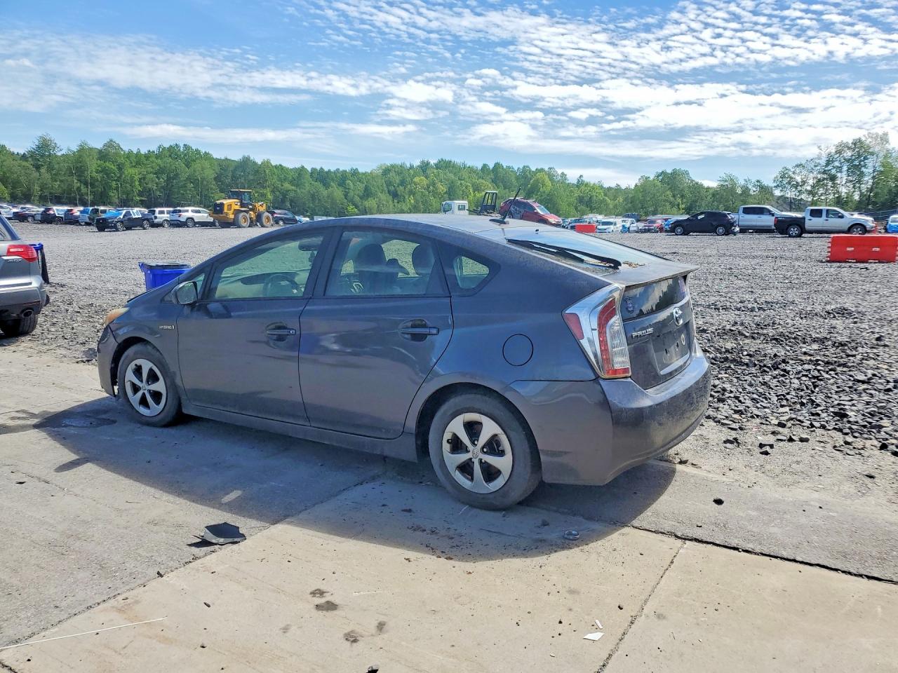 2013 TOYOTA PRIUS