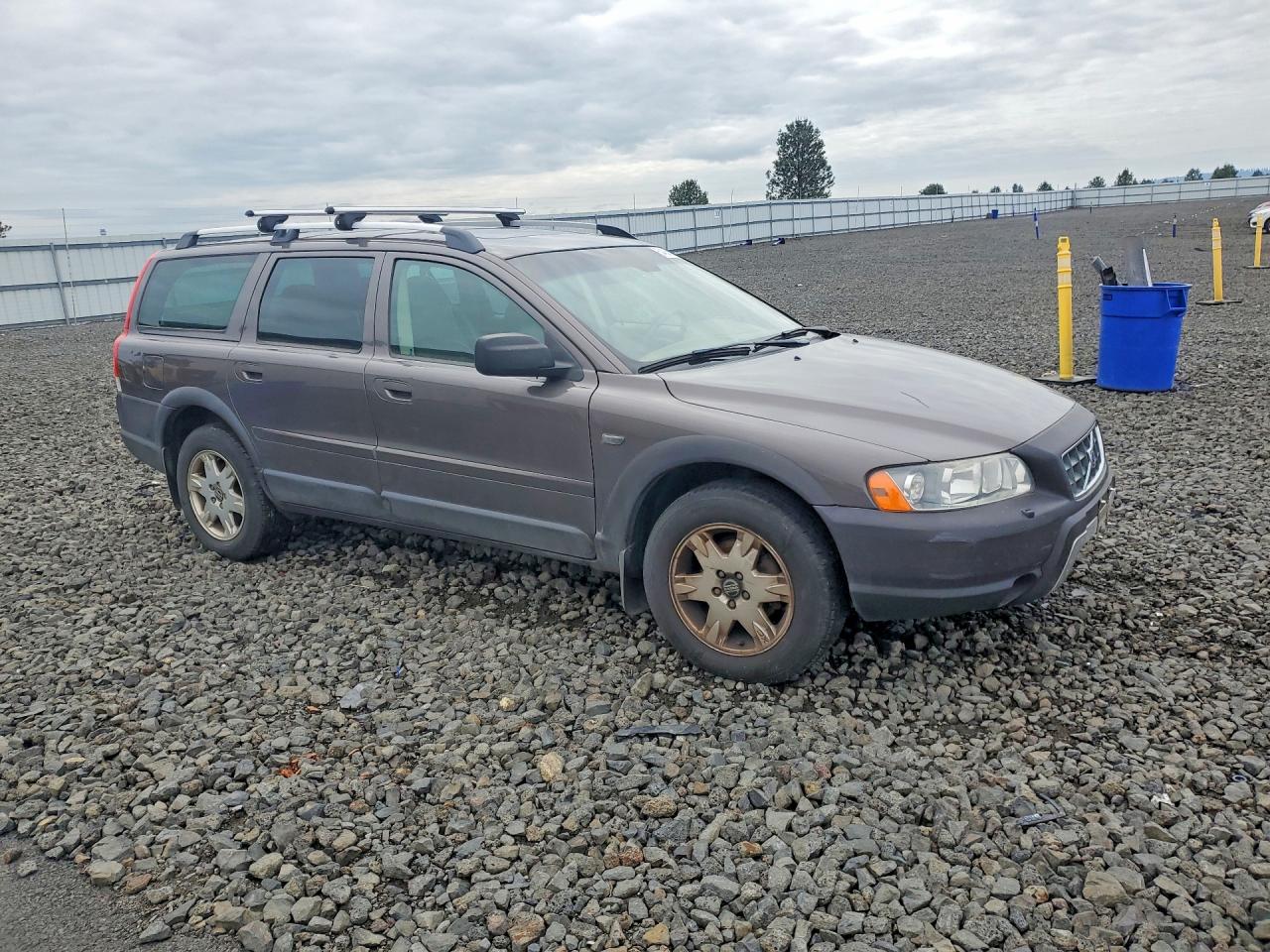 2006 VOLVO XC70
