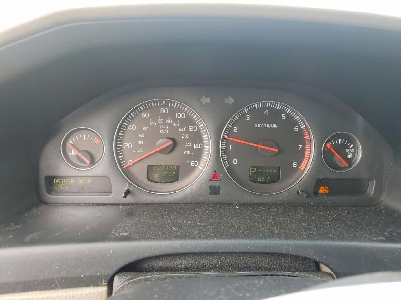 2006 VOLVO XC70