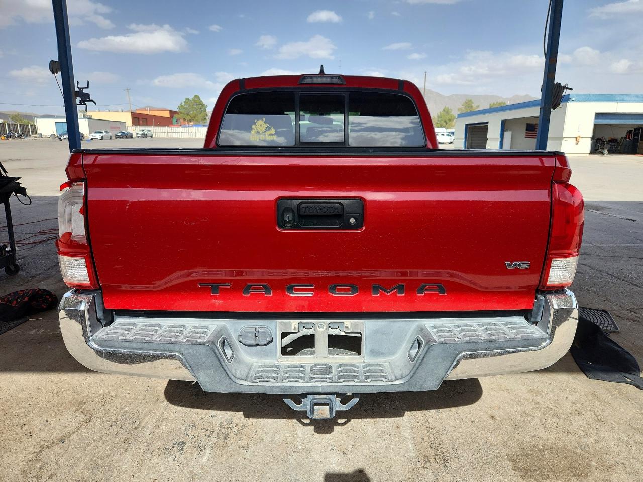 2017 TOYOTA TACOMA