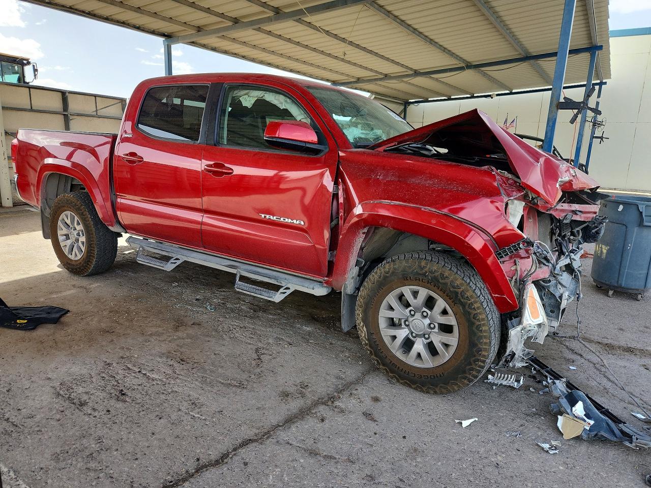 2017 TOYOTA TACOMA