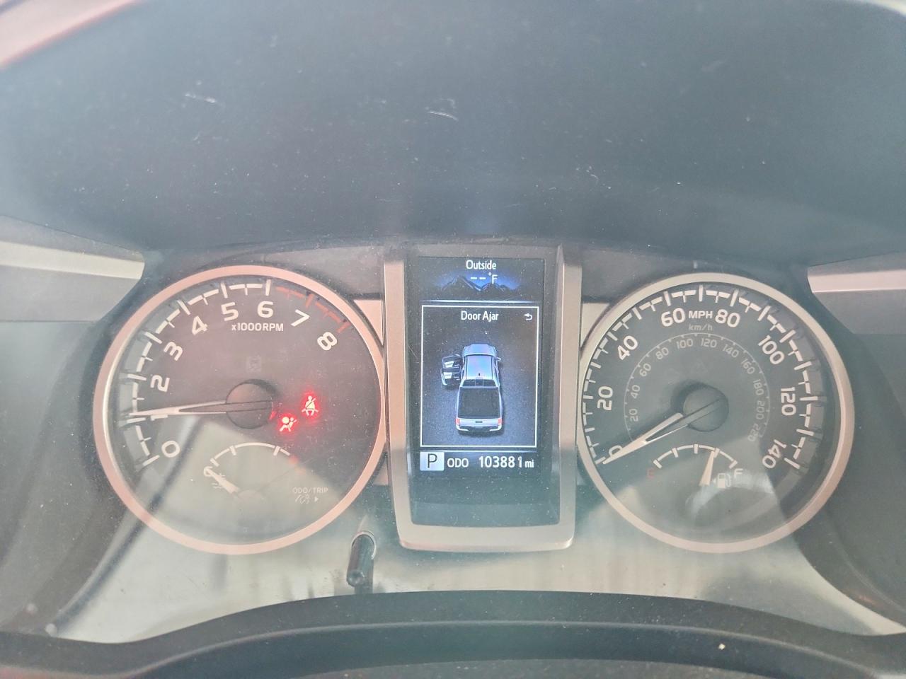 2017 TOYOTA TACOMA
