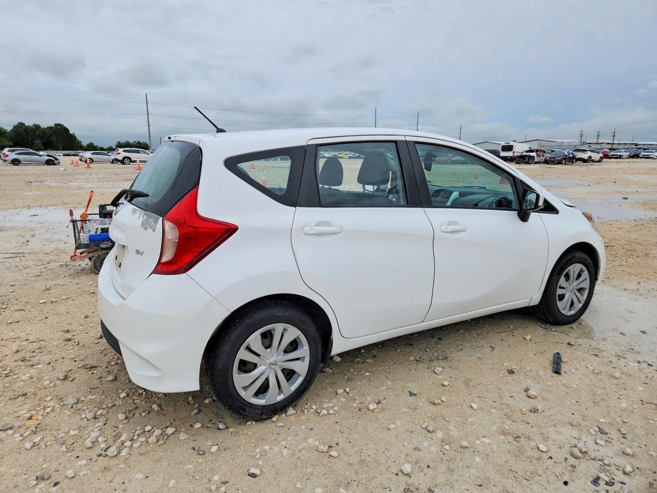 2019 NISSAN VERSA