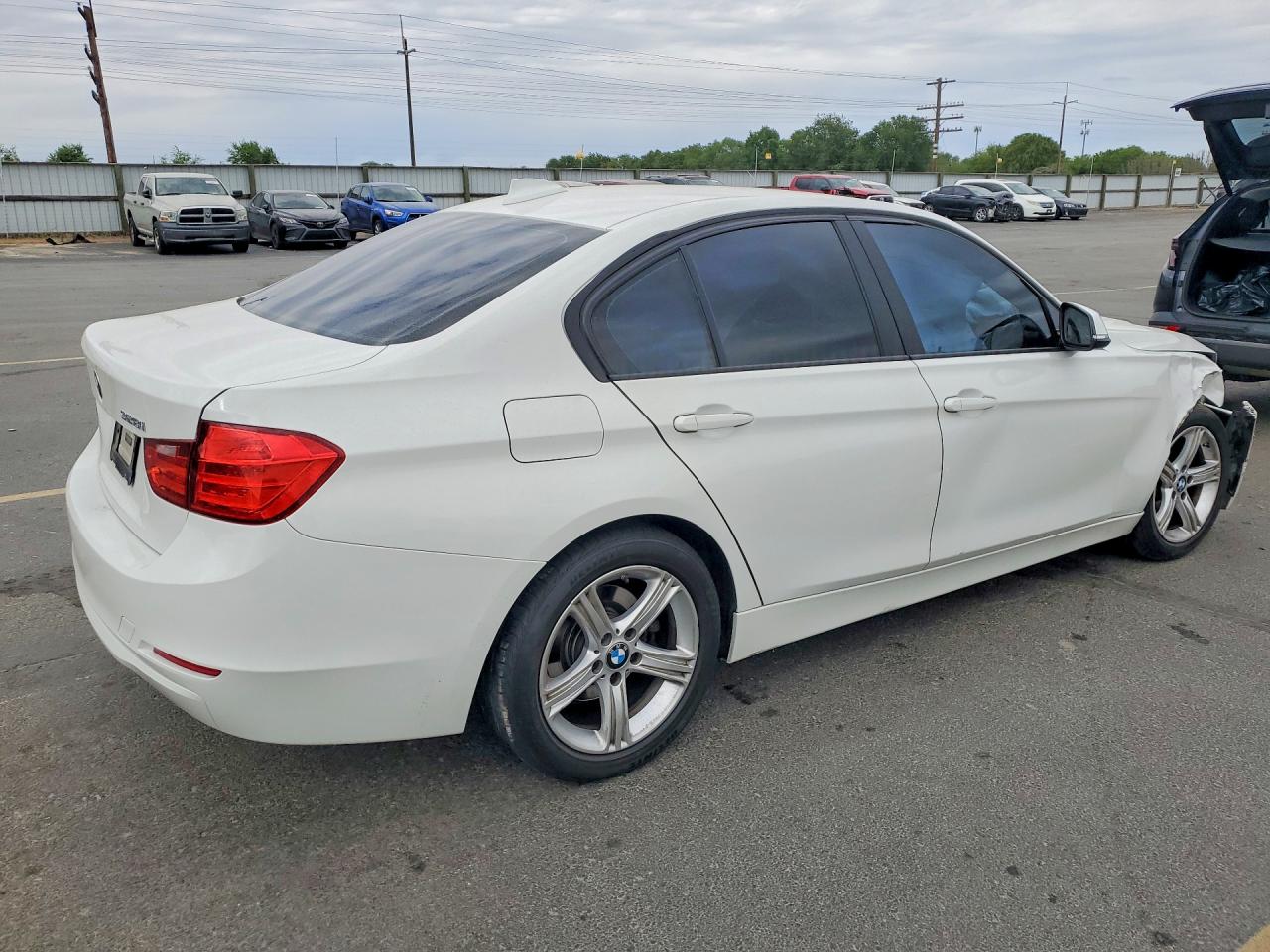2013 BMW 3 SERIES