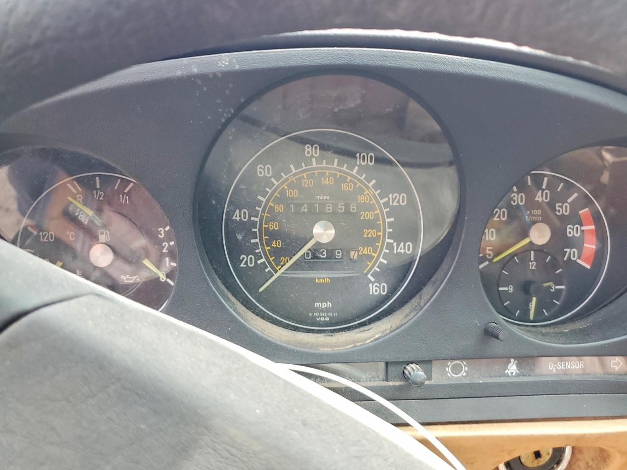 1984 MERCEDES-BENZ SL-CLASS