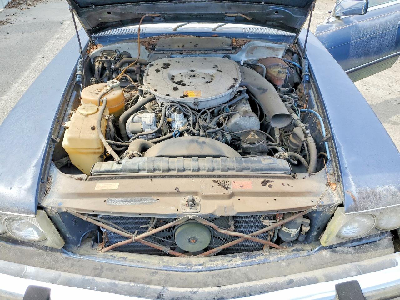 1984 MERCEDES-BENZ SL-CLASS