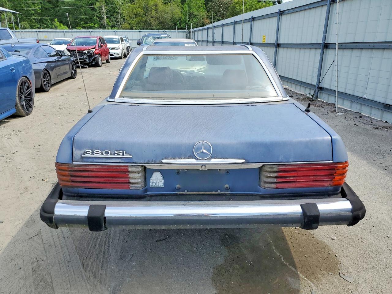 1984 MERCEDES-BENZ SL-CLASS