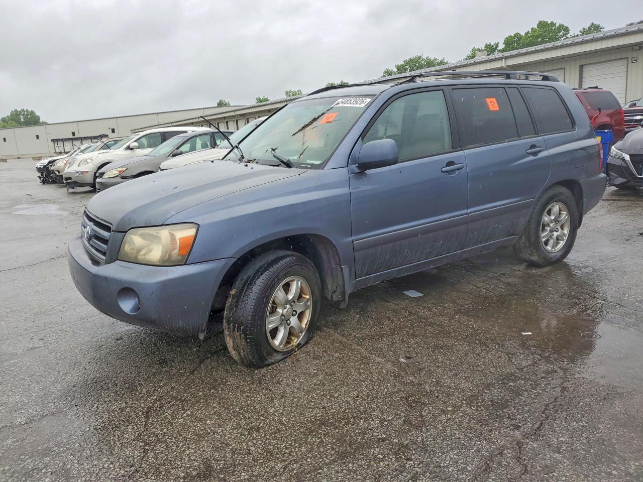 2004 TOYOTA HIGHLANDER