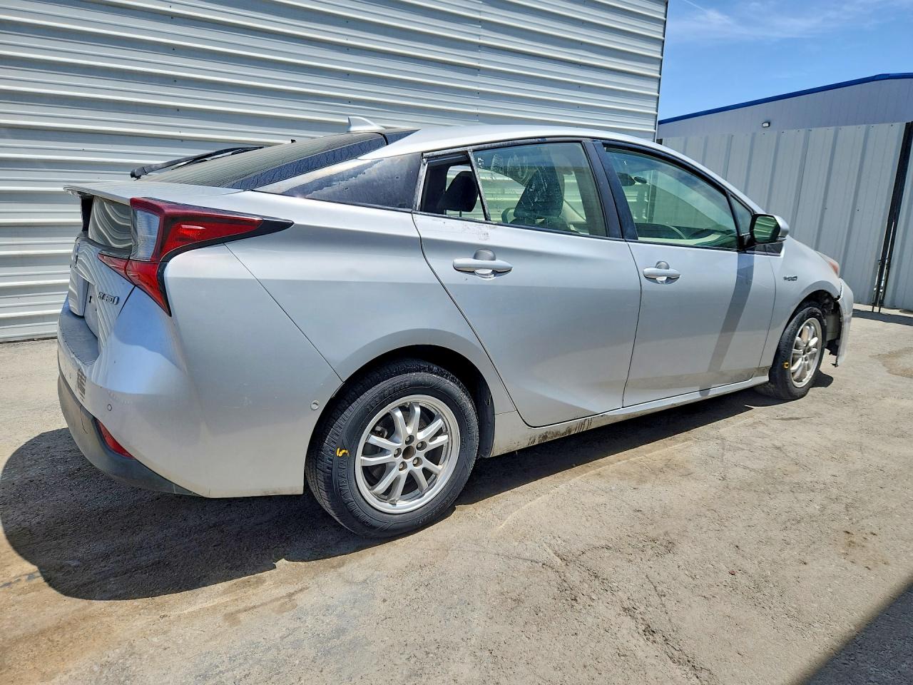 2019 TOYOTA PRIUS