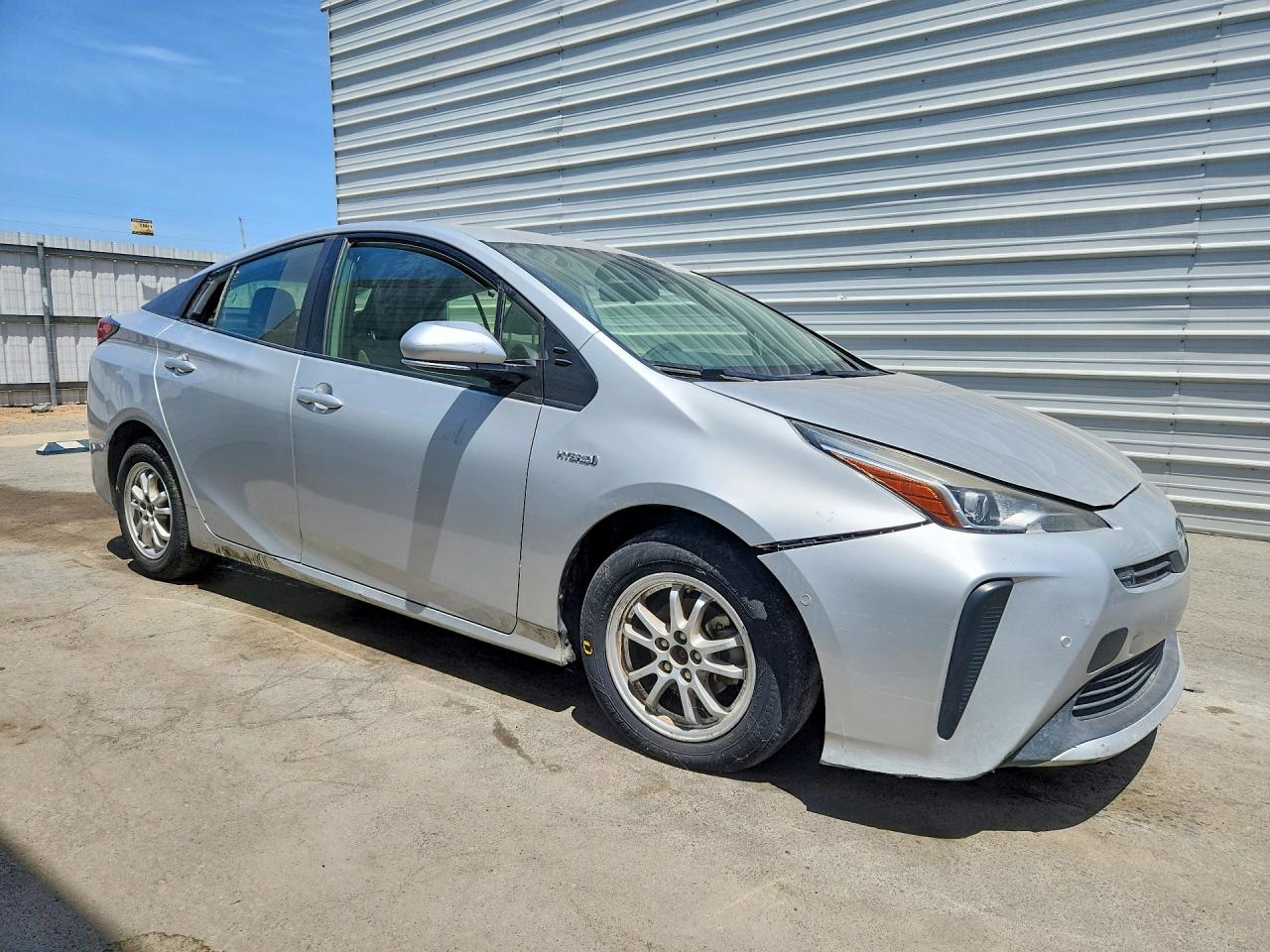 2019 TOYOTA PRIUS