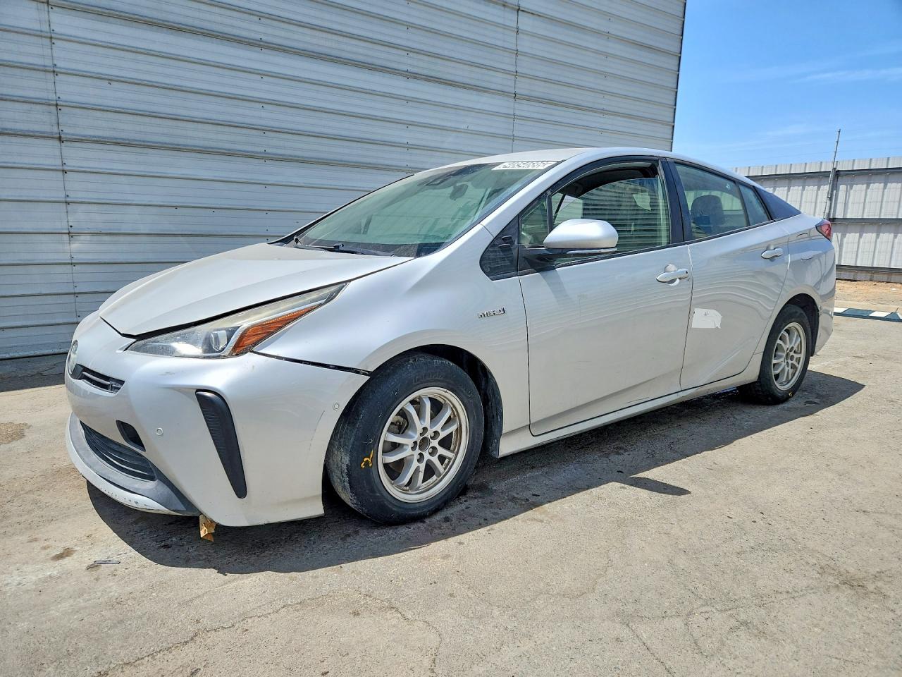 2019 TOYOTA PRIUS
