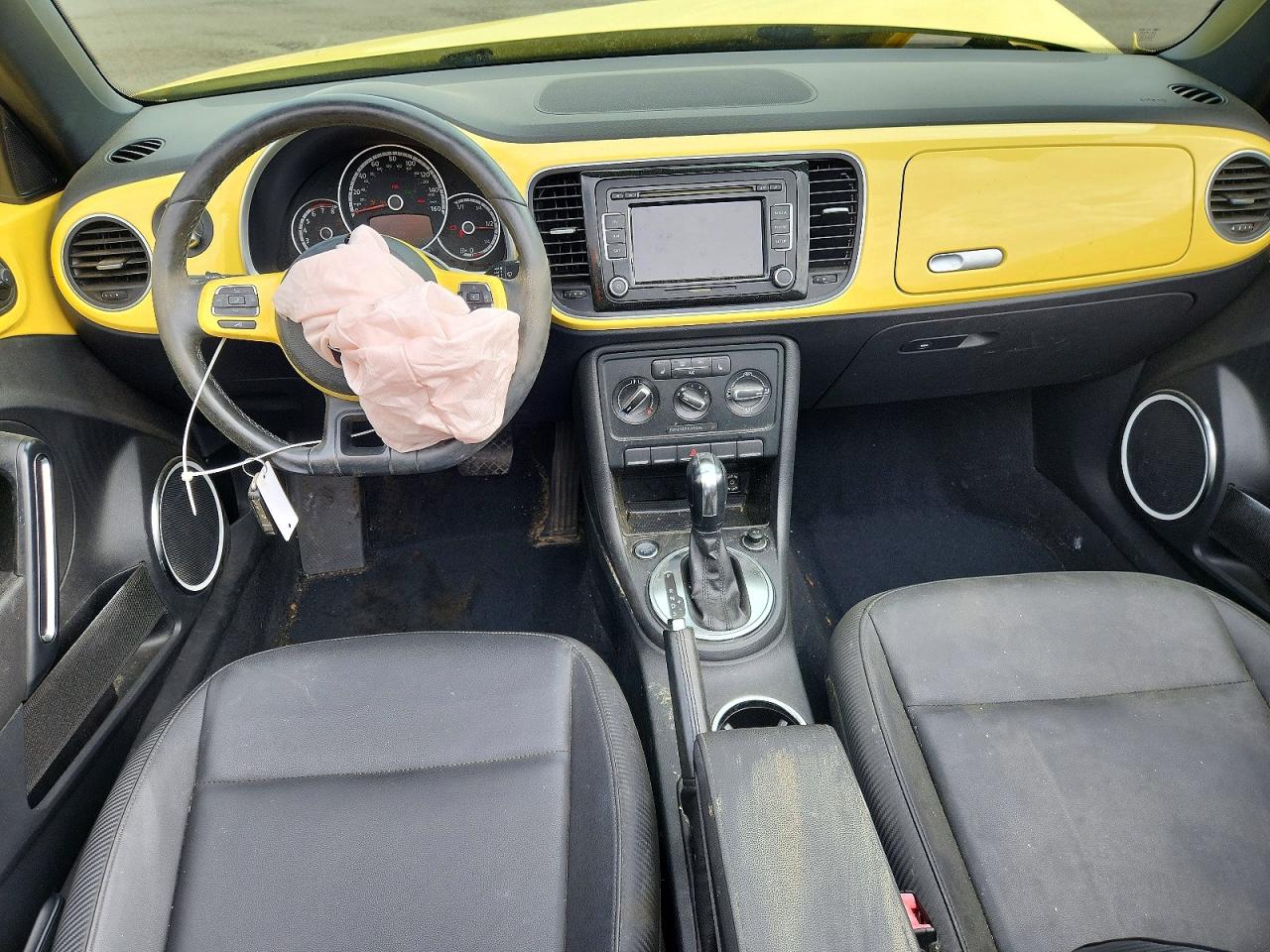 2013 VOLKSWAGEN BEETLE