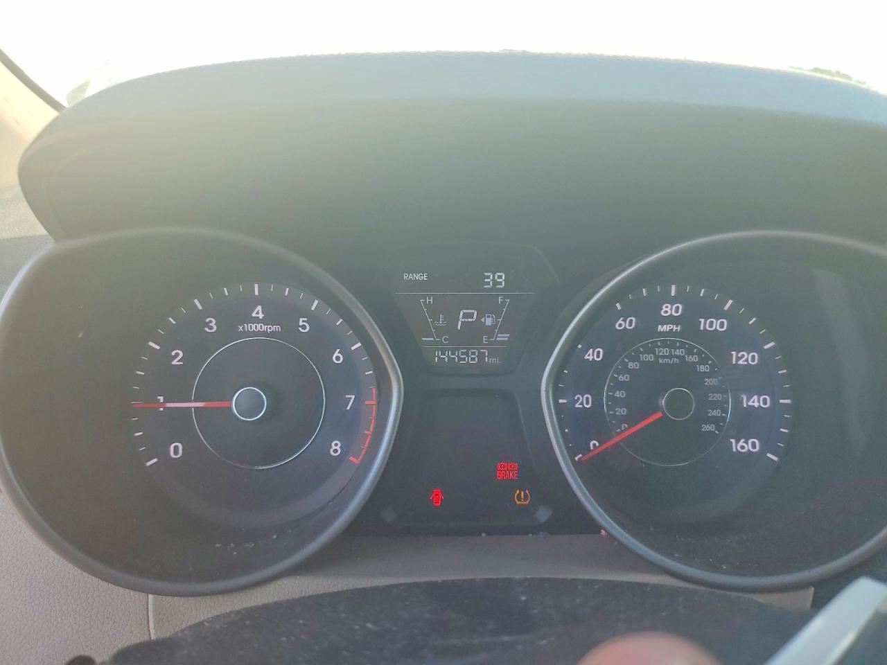 2016 HYUNDAI ELANTRA