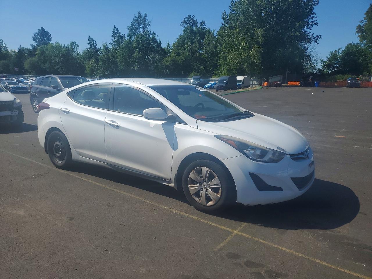 2016 HYUNDAI ELANTRA