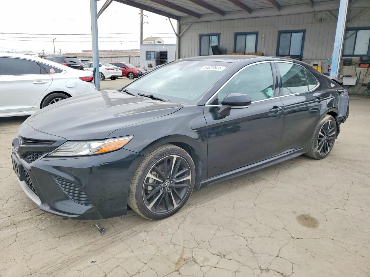 2018 TOYOTA CAMRY