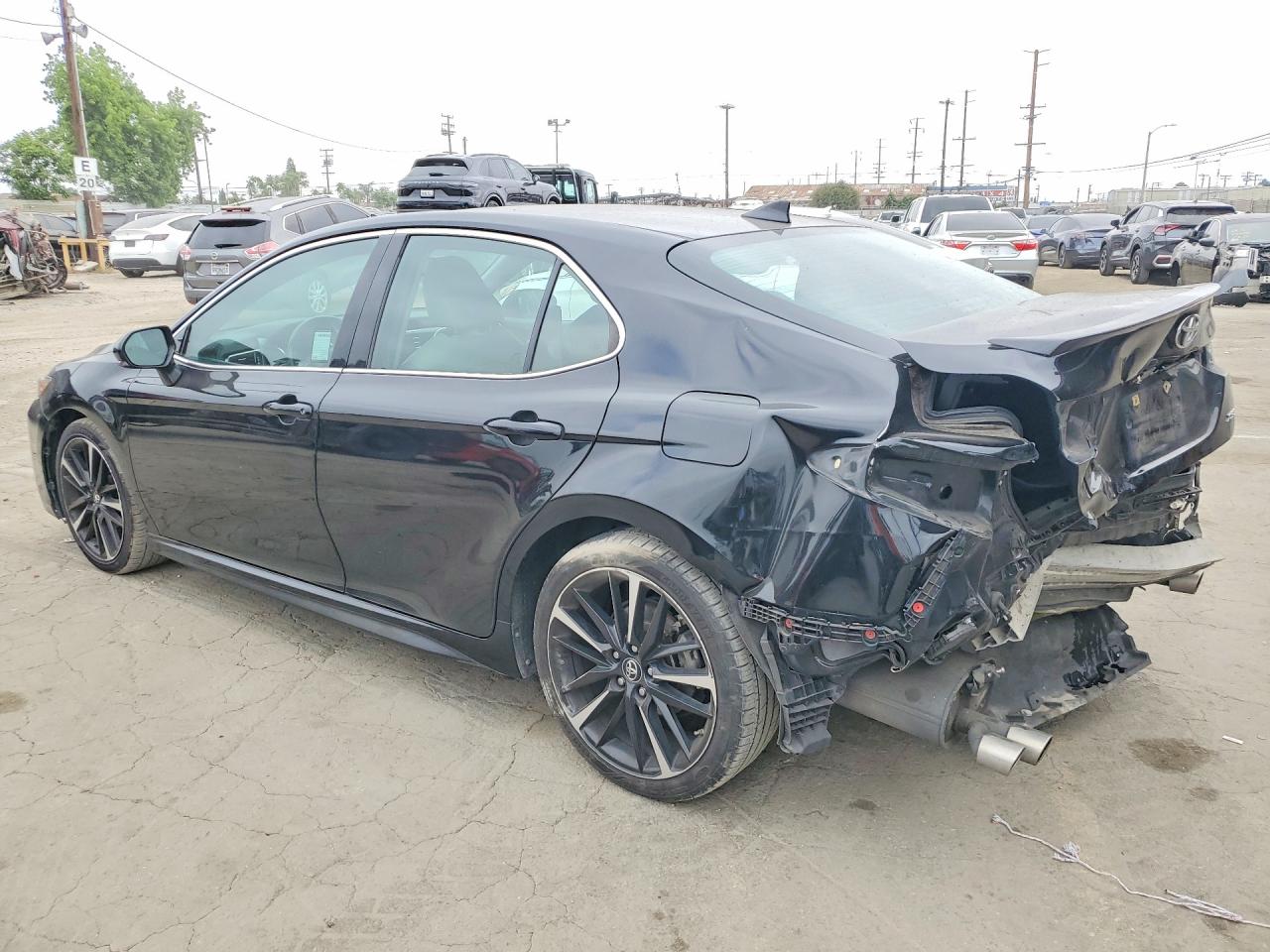 2018 TOYOTA CAMRY