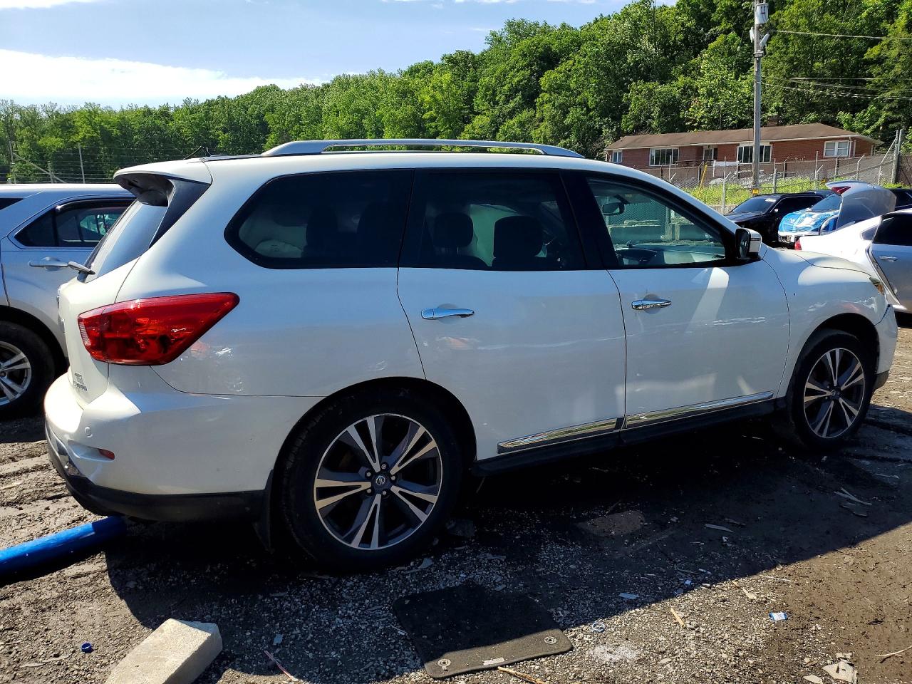 2018 NISSAN PATHFINDER