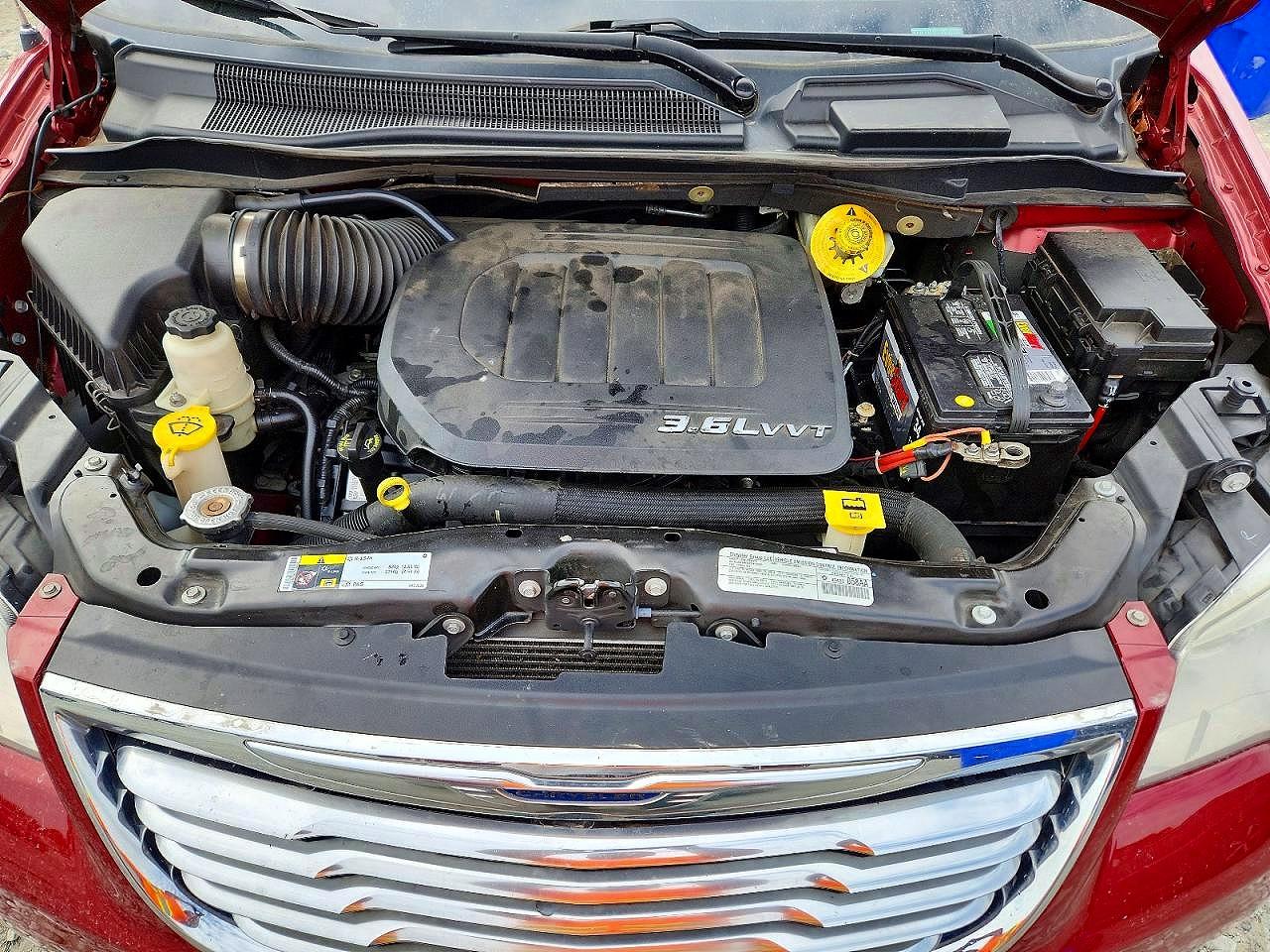 2014 CHRYSLER MINIVAN