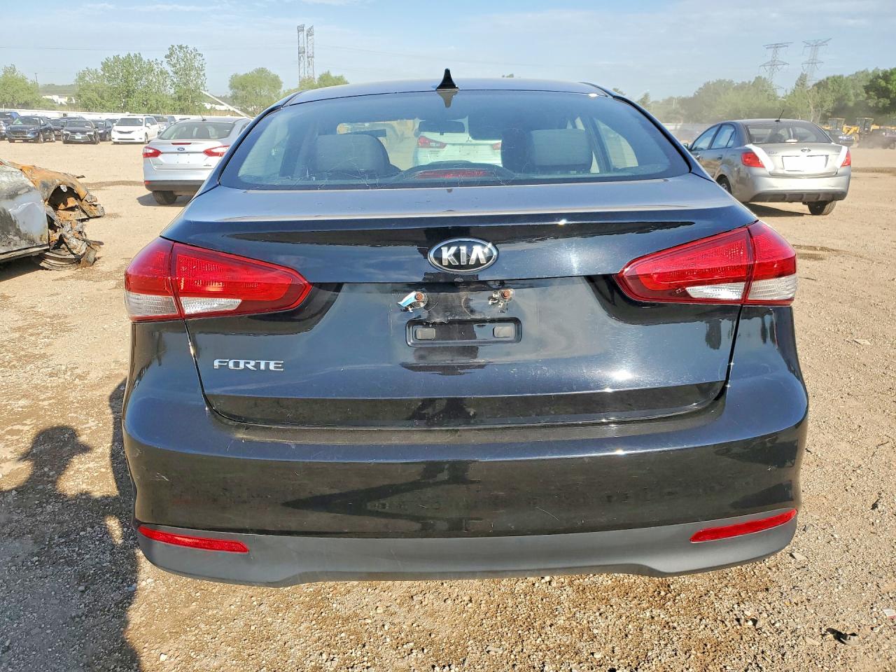 2017 KIA FORTE