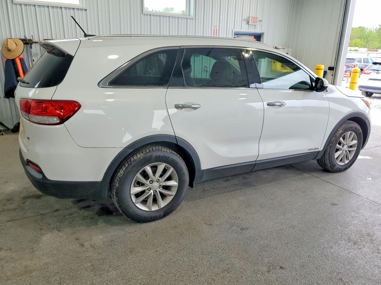 2017 KIA SORENTO