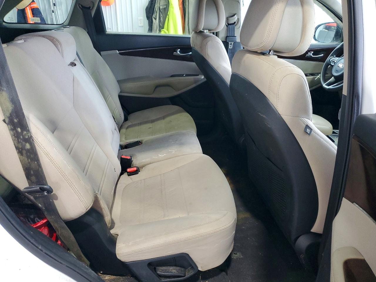 2017 KIA SORENTO