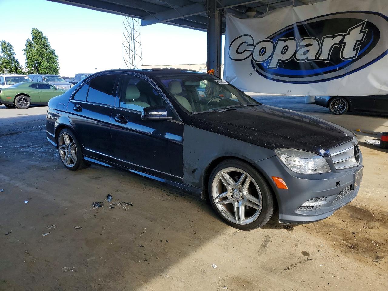 2011 MERCEDES-BENZ C-CLASS